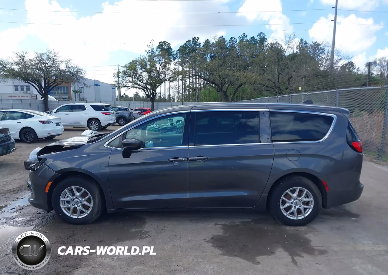 2022 Chrysler Voyager Lx VIN:2C4RC1CG5NR204139 - 14