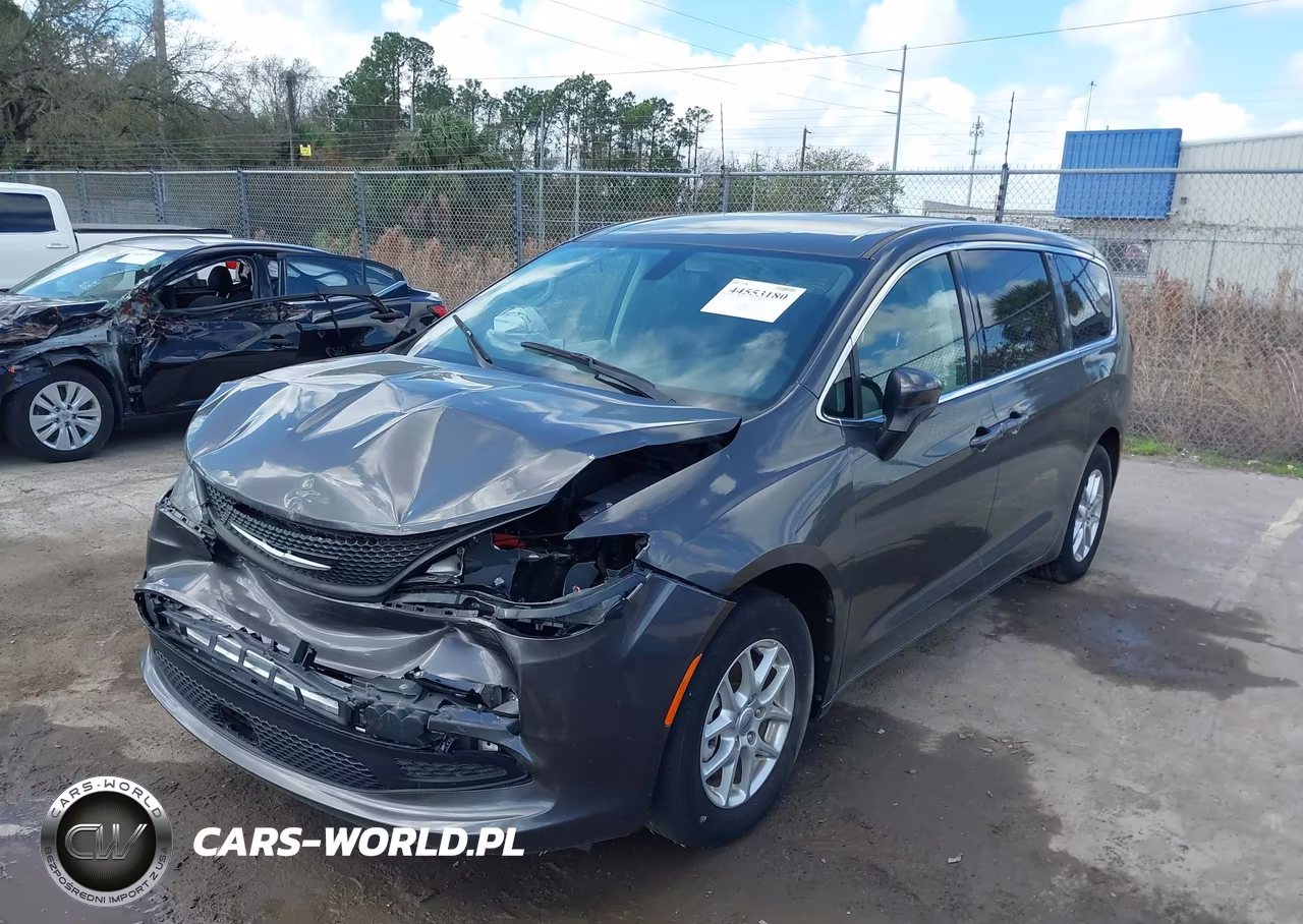 2022 Chrysler Voyager Lx VIN:2C4RC1CG5NR204139 - 2