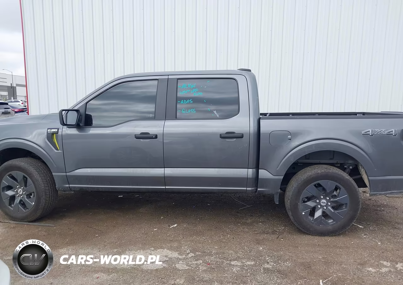 2025 Ford F-150 Stx VIN:1FTEW2LP8SKE86136 - 14