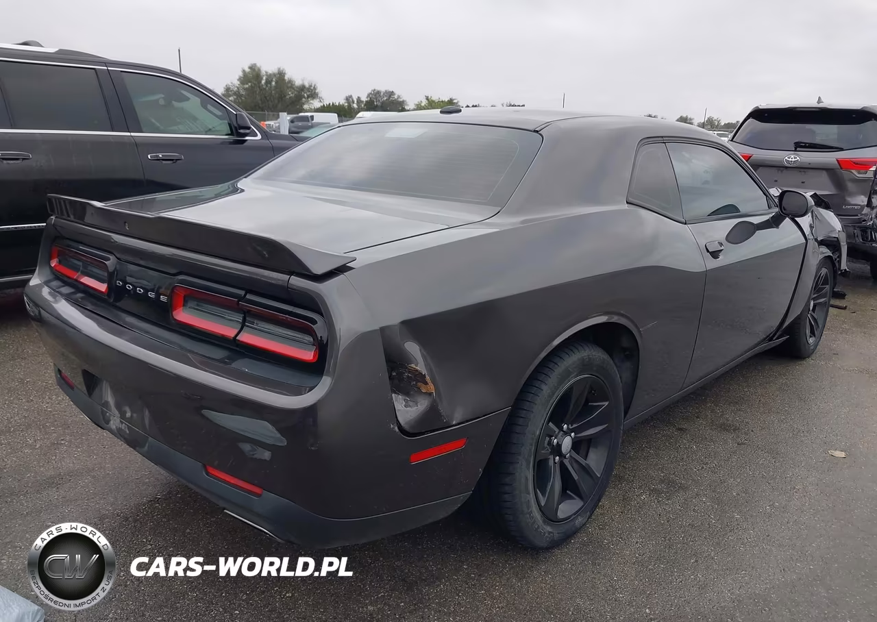 2021 Dodge Challenger Sxt VIN:2C3CDZAGXMH534498 - 4