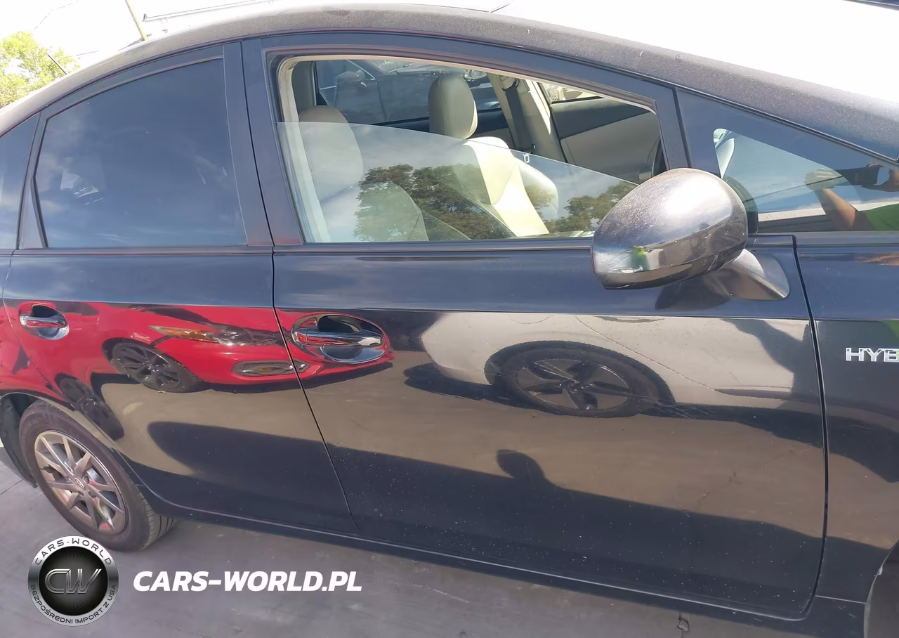 2016 Toyota Prius V Four VIN:JTDZN3EU6GJ044241 - 14
