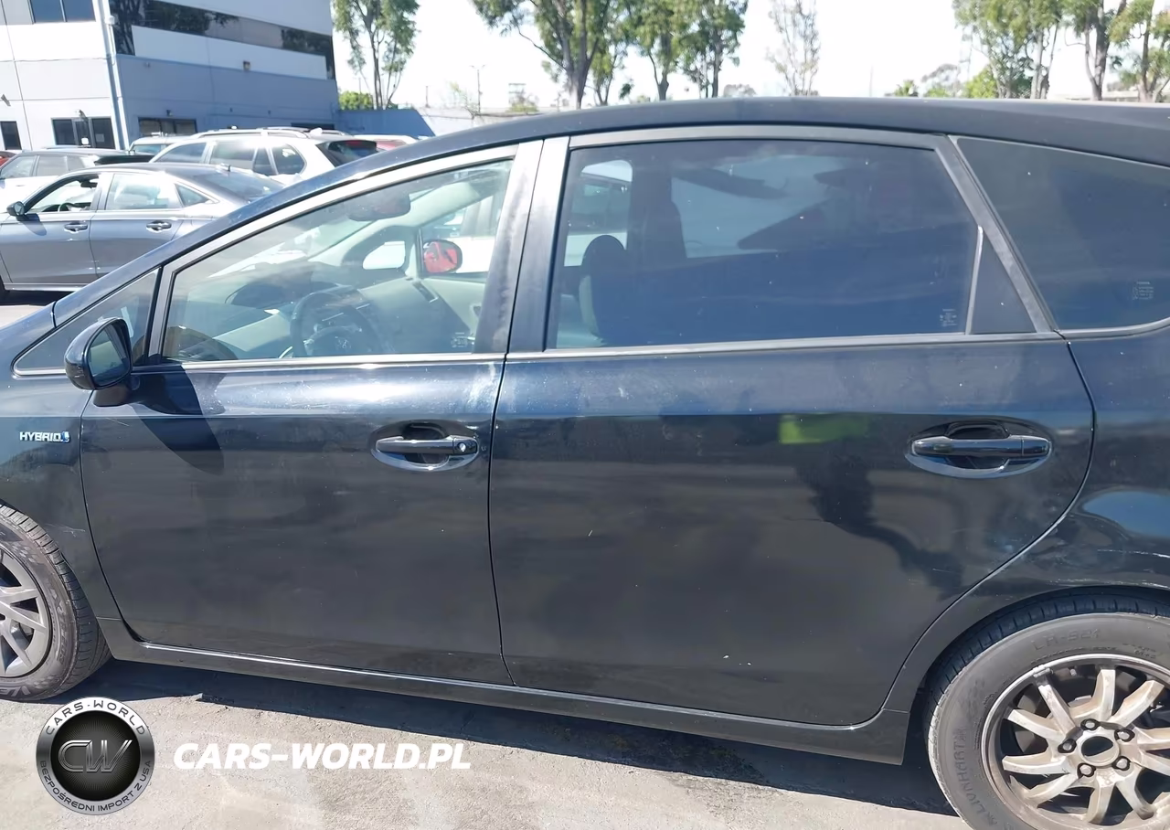 2016 Toyota Prius V Four VIN:JTDZN3EU6GJ044241 - 15