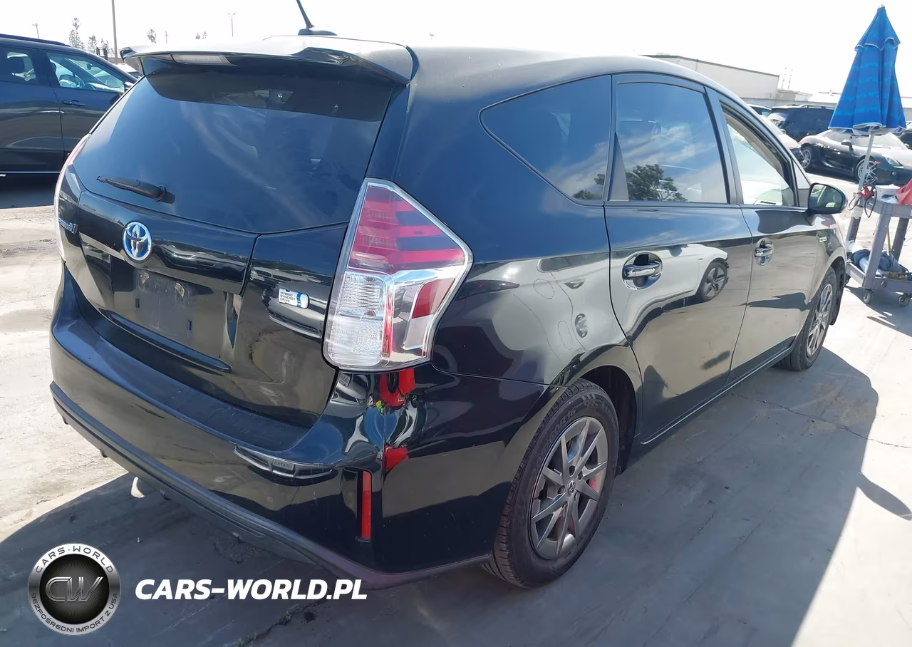 2016 Toyota Prius V Four VIN:JTDZN3EU6GJ044241 - 4