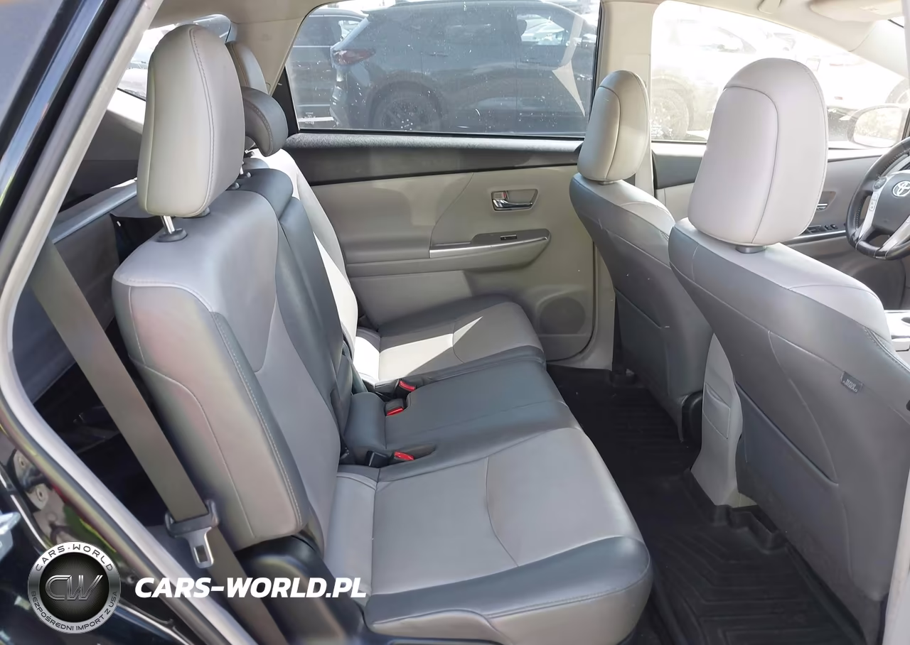 2016 Toyota Prius V Four VIN:JTDZN3EU6GJ044241 - 8