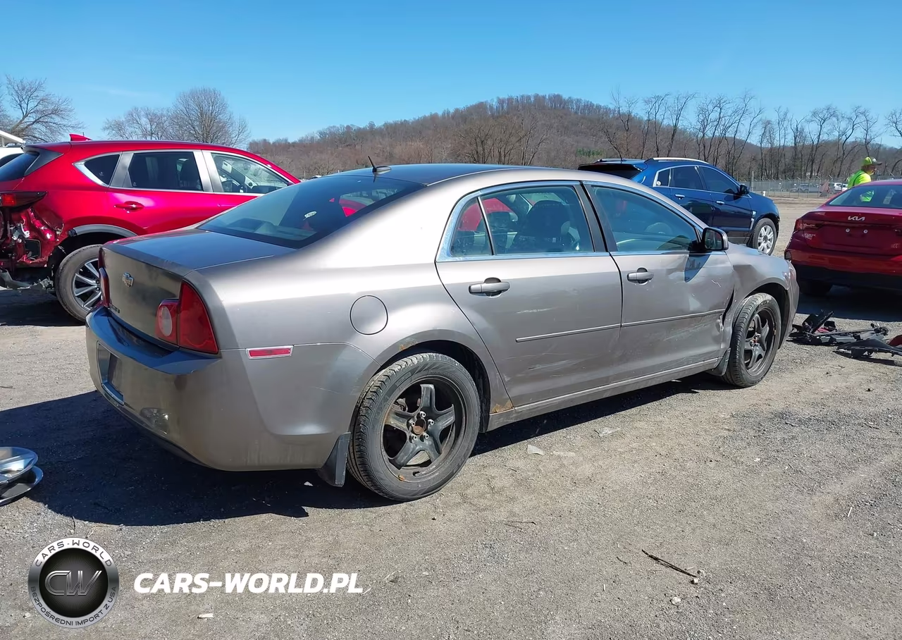 2010 Chevrolet Malibu Lt VIN:1G1ZC5EB6AF236519 - 4