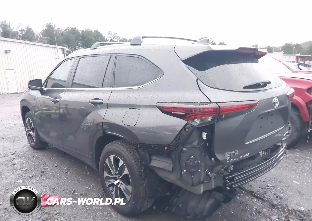 2024 Toyota Highlander Xle VIN:5TDKDRBH9RS570318 - 3