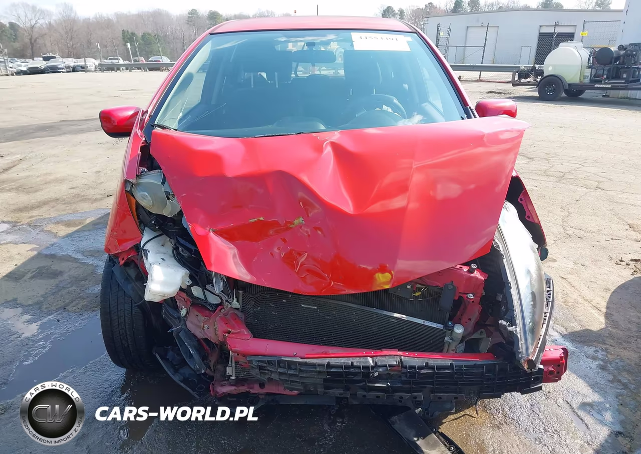 2012 Honda Fit Sport VIN:JHMGE8H58CC014082 - 13