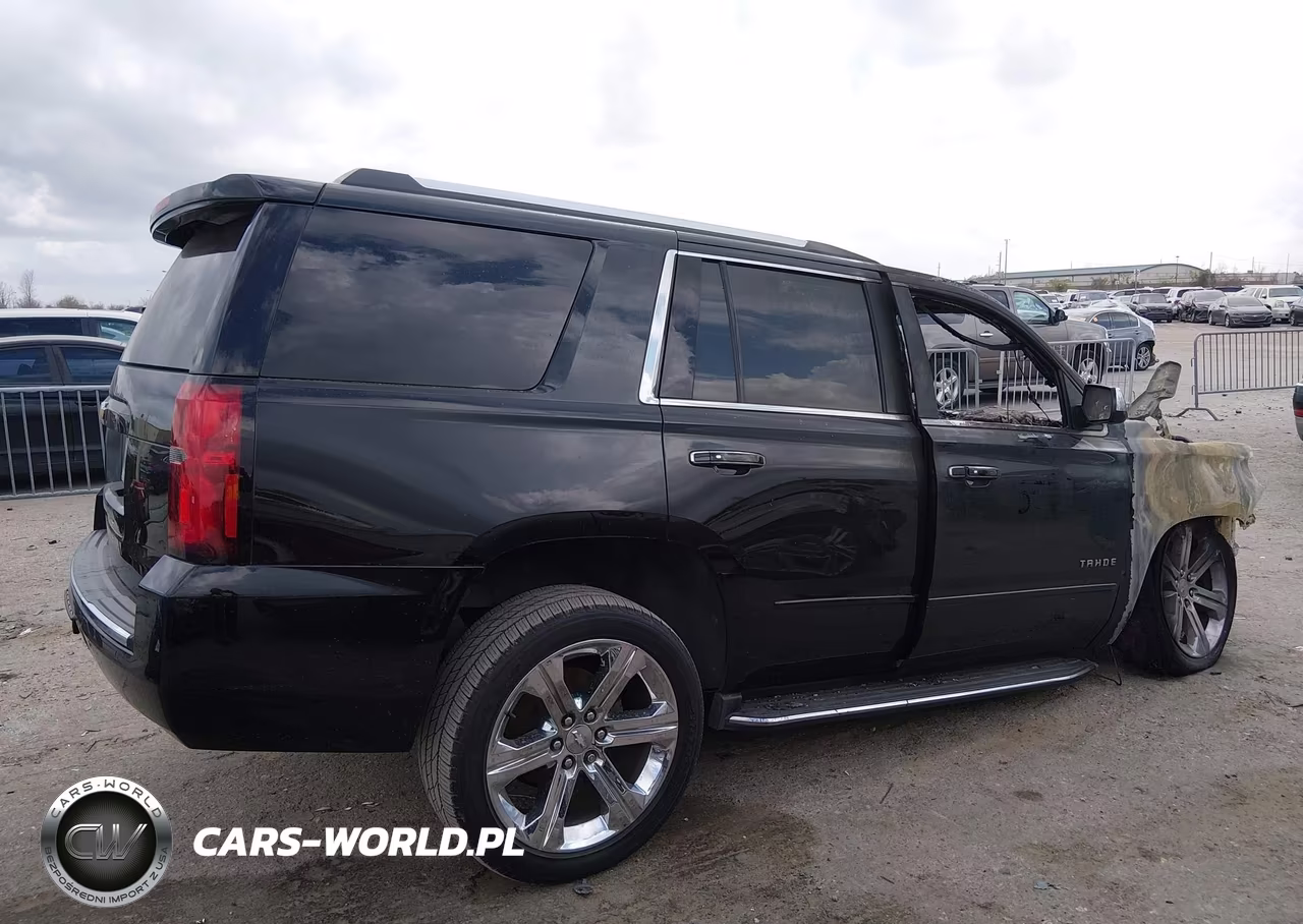 2017 Chevrolet Tahoe Premier VIN:1GNSCCKC8HR400525 - 12
