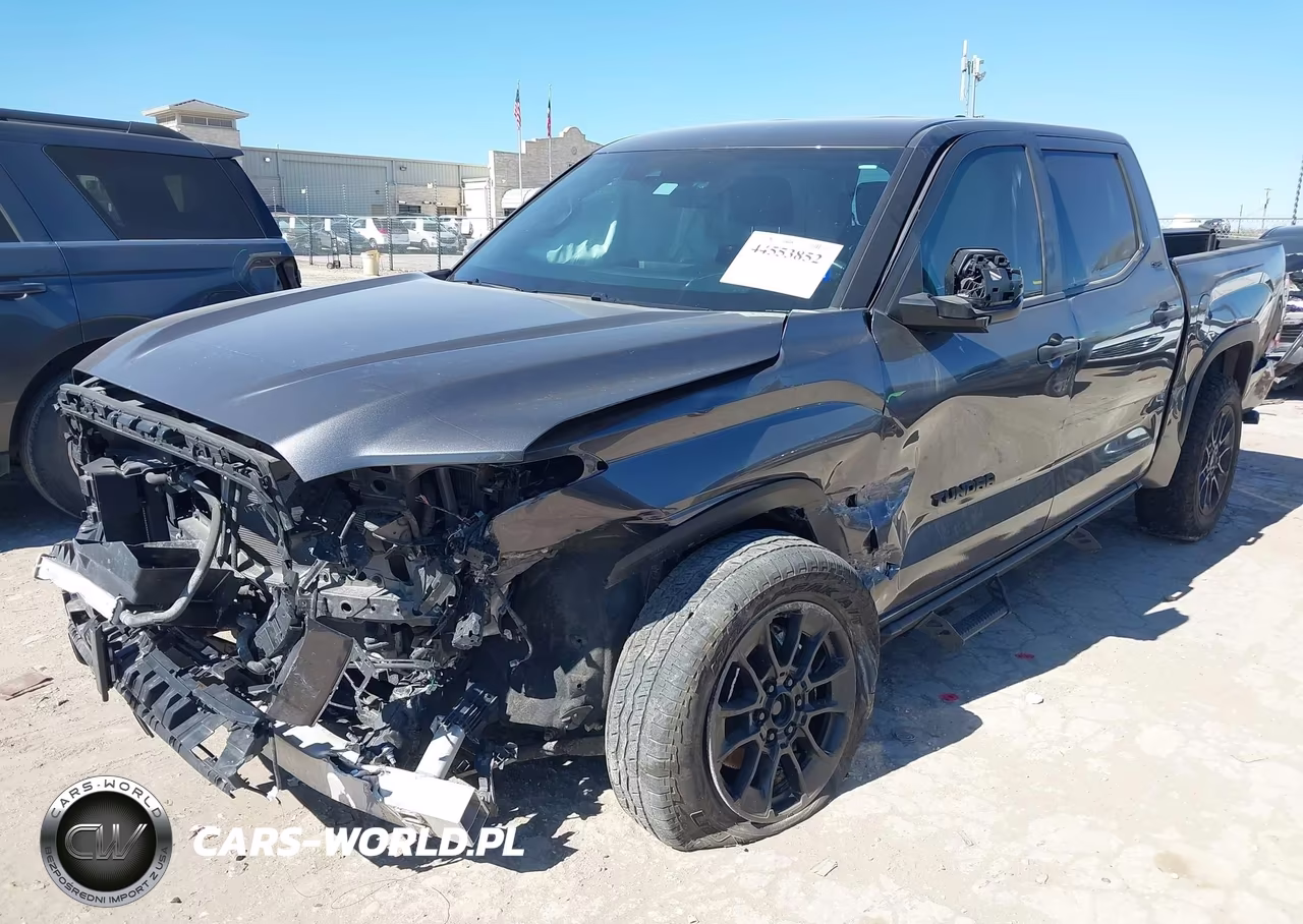 2025 Toyota Tundra Sr5 VIN:5TFLA5DB8SX245139 - 2