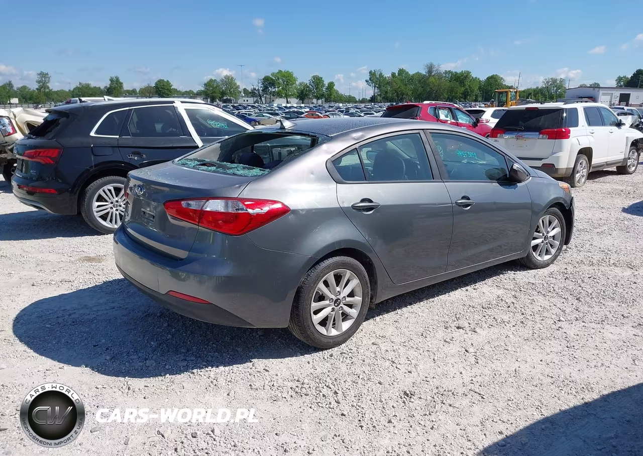 2016 Kia Forte Lx VIN:KNAFX4A69G5607766 - 4