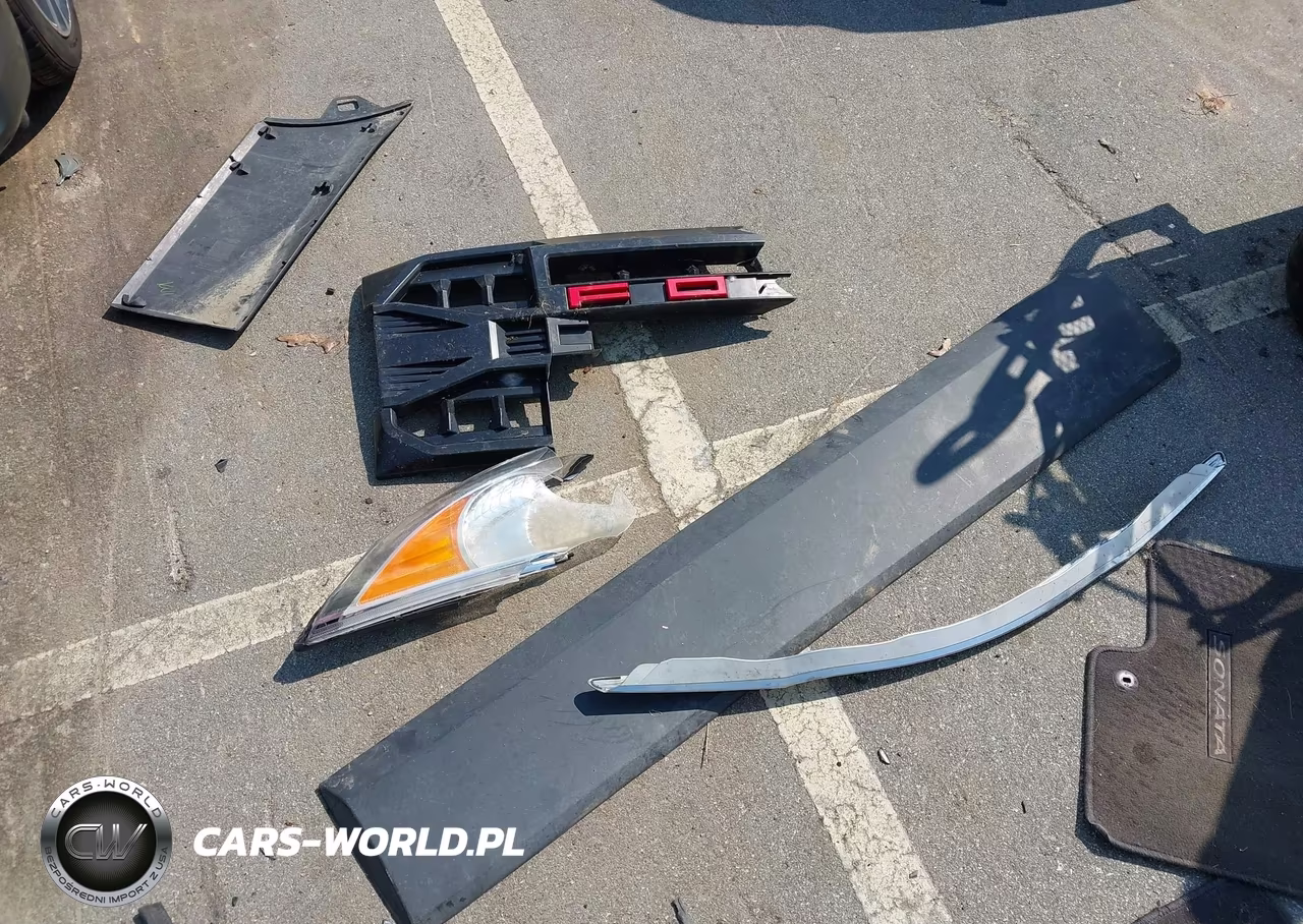 2013 Hyundai Sonata Limited VIN:5NPEC4AC7DH582703 - 11