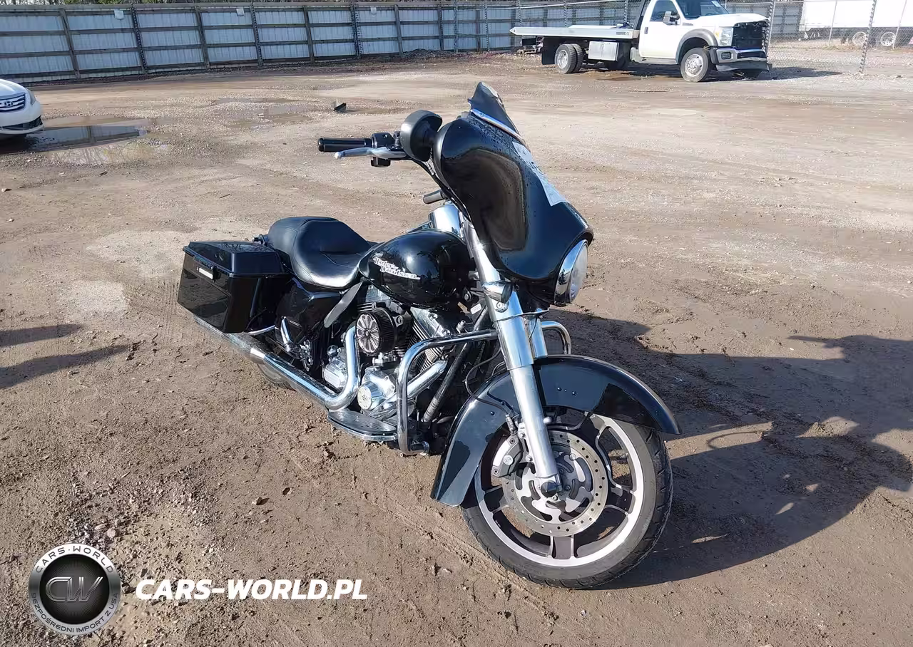 2011 Harley-Davidson Flhx