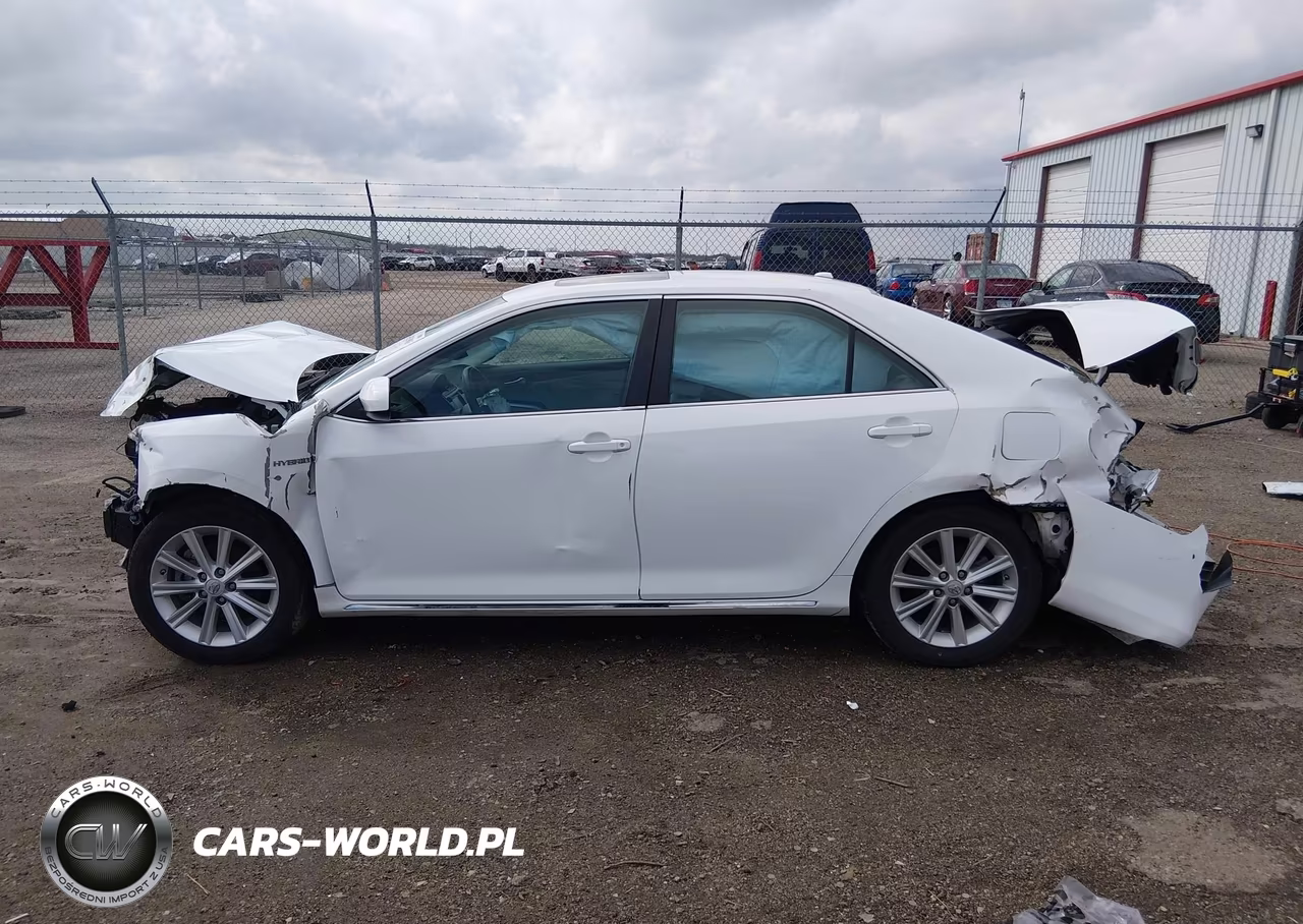 2014 Toyota Camry Hybrid Xle VIN:4T1BD1FK3EU126943 - 15
