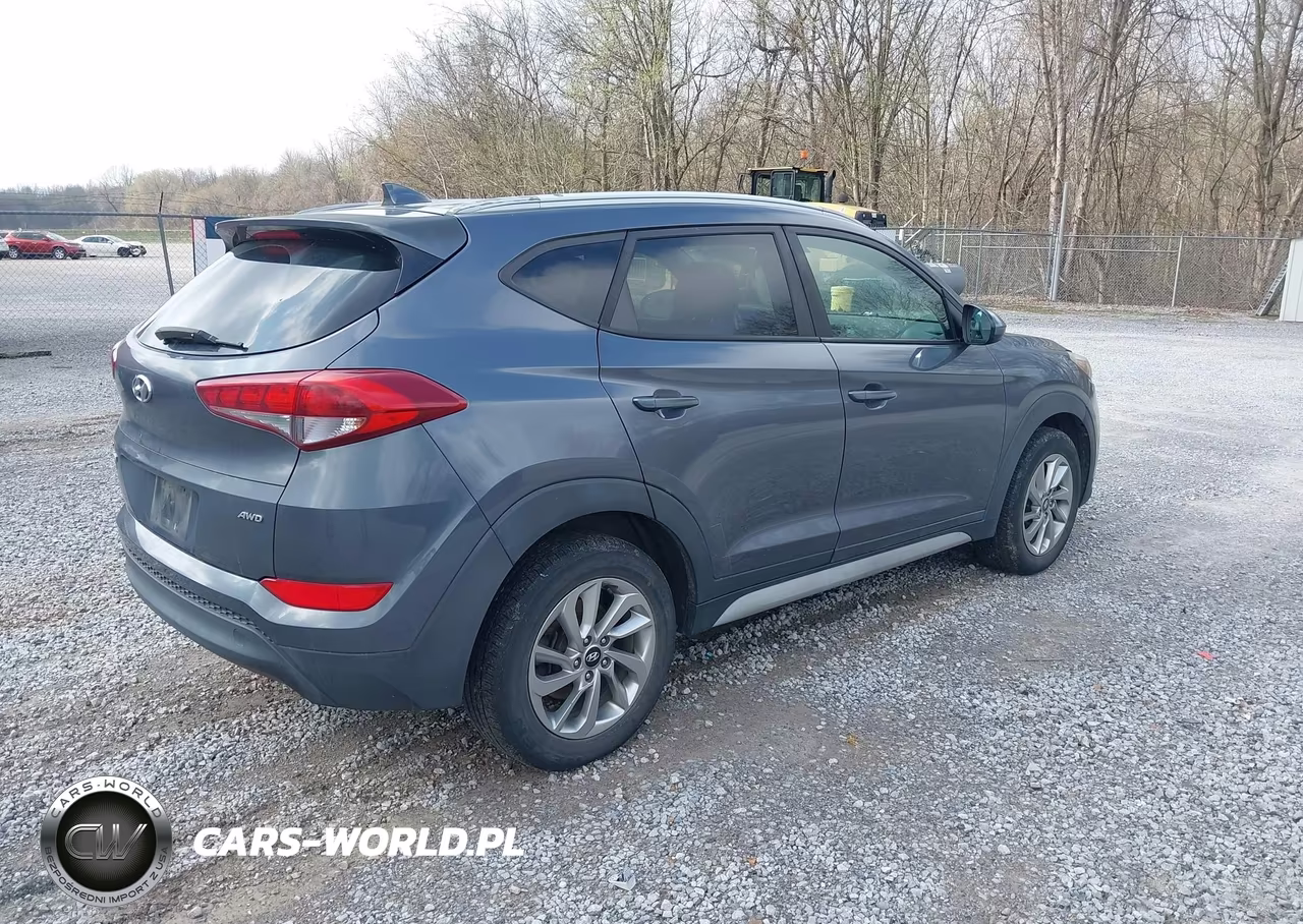 2018 Hyundai Tucson Sel VIN:KM8J3CA46JU668616 - 4