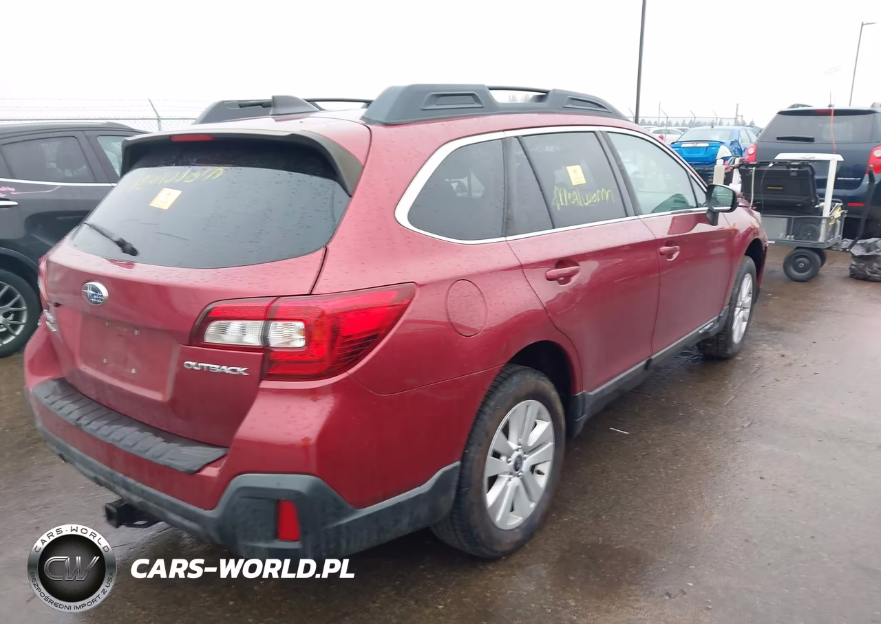 2019 Subaru Outback 2.5I Premium VIN:4S4BSAHC5K3274413 - 4