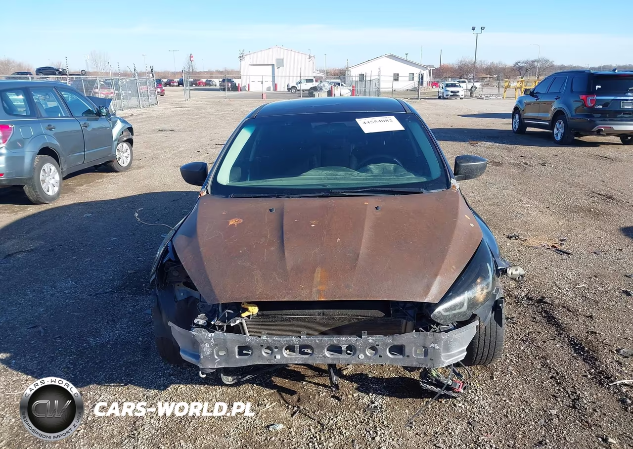 2017 Ford Focus S VIN:1FADP3E2XHL347943 - 13