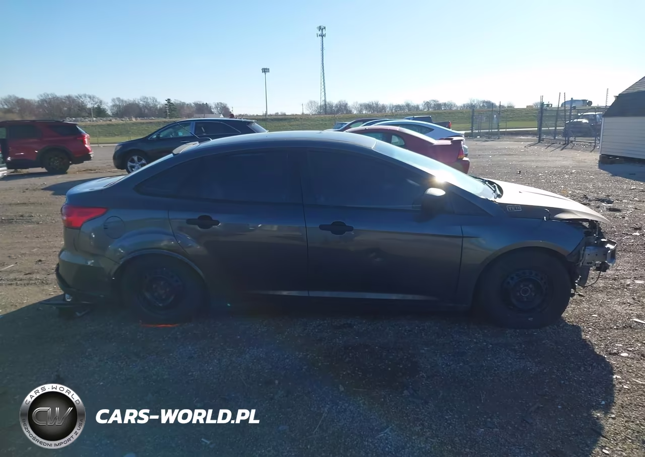 2017 Ford Focus S VIN:1FADP3E2XHL347943 - 14