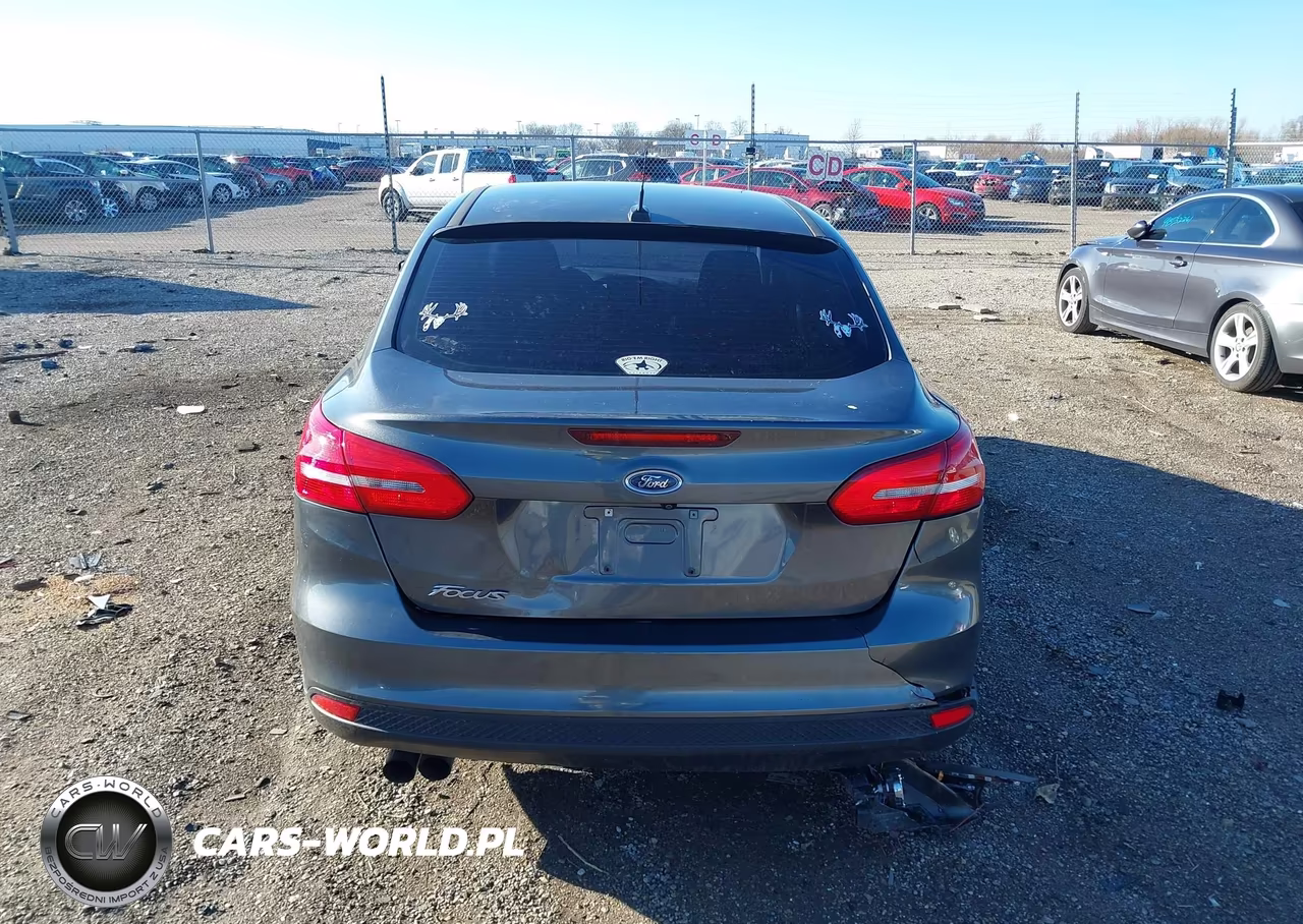 2017 Ford Focus S VIN:1FADP3E2XHL347943 - 17
