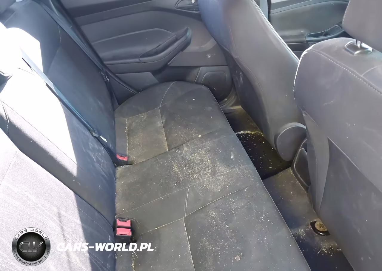2017 Ford Focus S VIN:1FADP3E2XHL347943 - 8