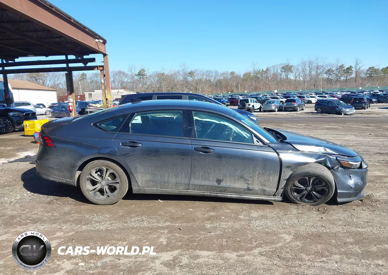 2025 Honda Accord Se VIN:1HGCY1F40SA071056 - 13