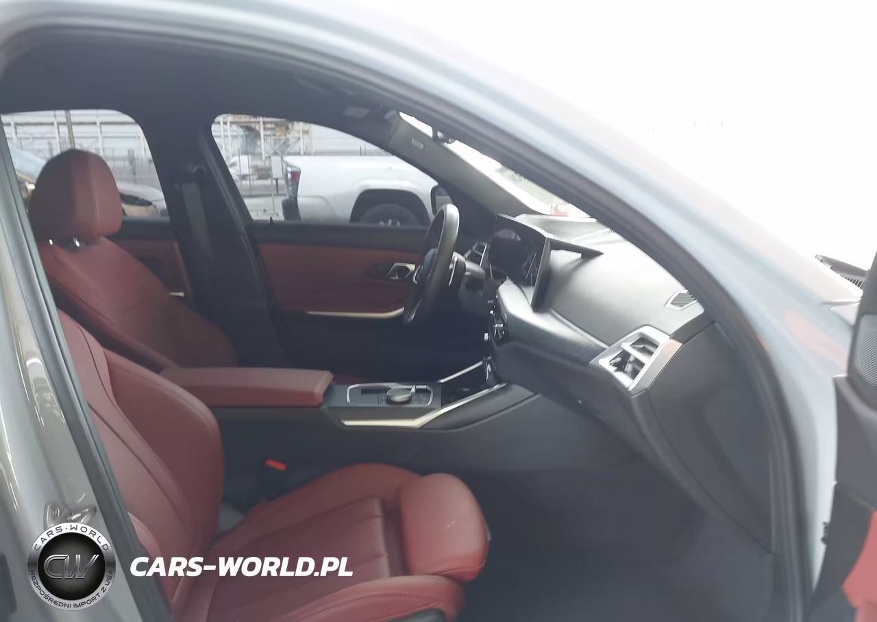 2025 BMW 330I VIN:3MW69CW06S8F64816 - 5
