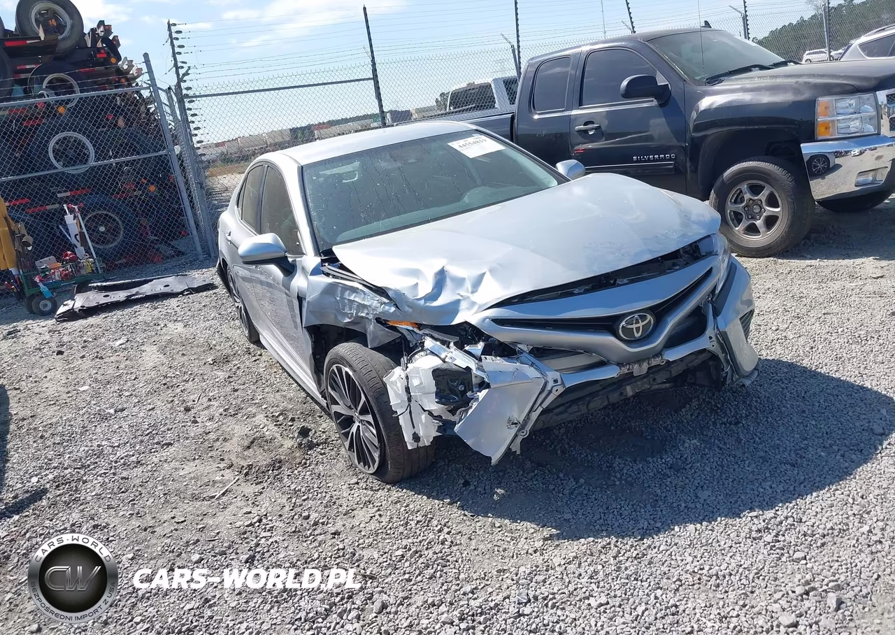 2020 Toyota Camry Se