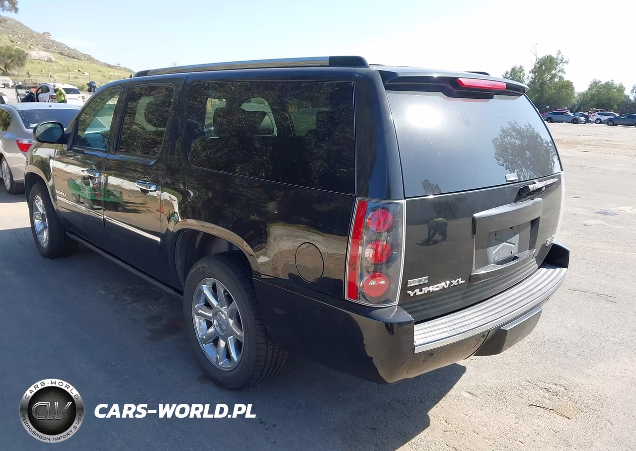 2011 GMC Yukon Xl 1500 Denali VIN:1GKS2MEF8BR127069 - 3