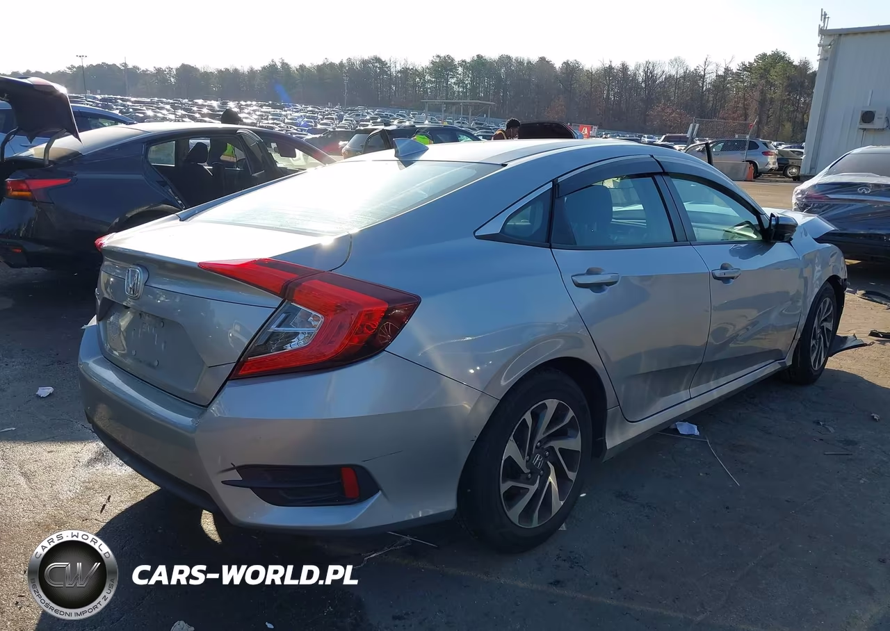 2018 Honda Civic Ex VIN:2HGFC2F76JH540307 - 4