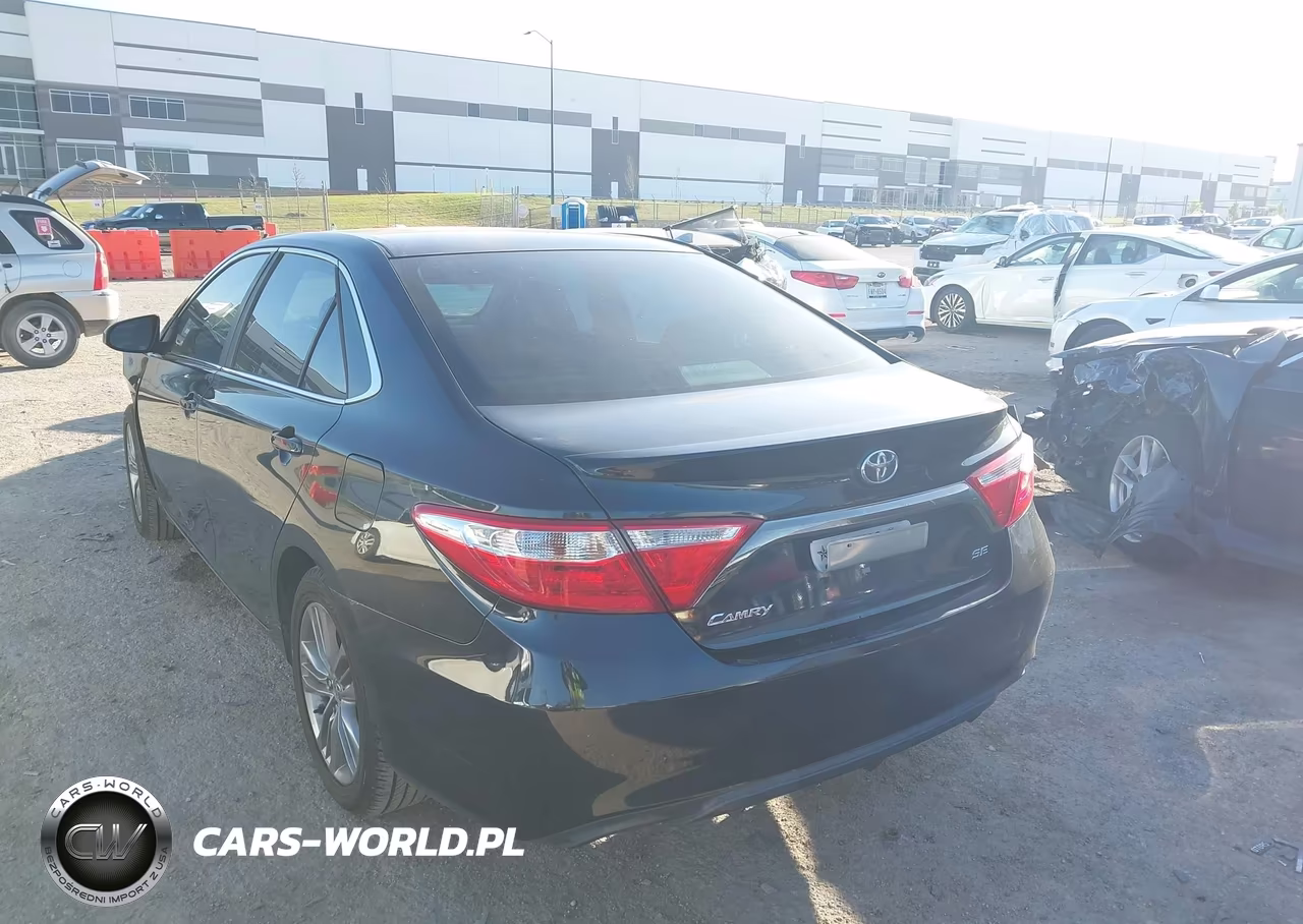 2015 Toyota Camry Se VIN:4T1BF1FK1FU497840 - 3