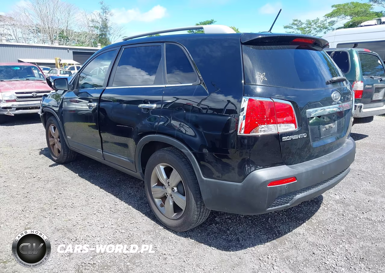 2013 Kia Sorento Ex V6 VIN:5XYKUDA20DG374838 - 3