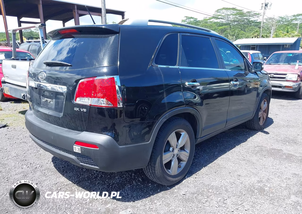 2013 Kia Sorento Ex V6 VIN:5XYKUDA20DG374838 - 4