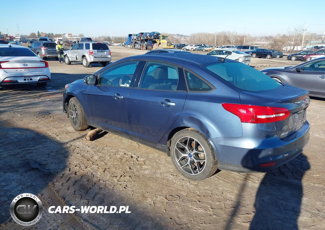2018 Ford Focus Sel VIN:1FADP3H29JL298185 - 3