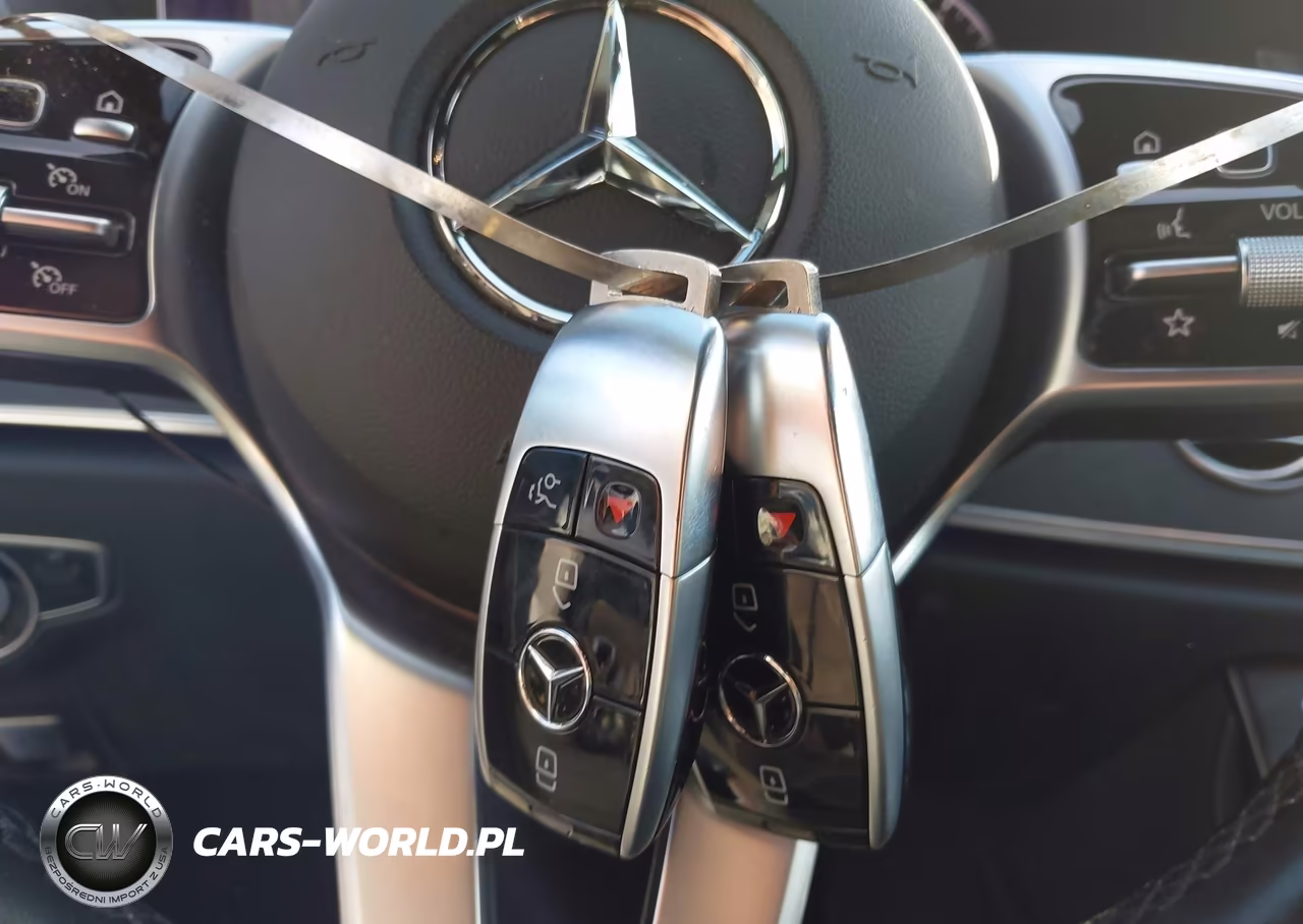 2020 Mercedes-Benz E 350 4Matic VIN:WDDZF8EBXLA742442 - 11