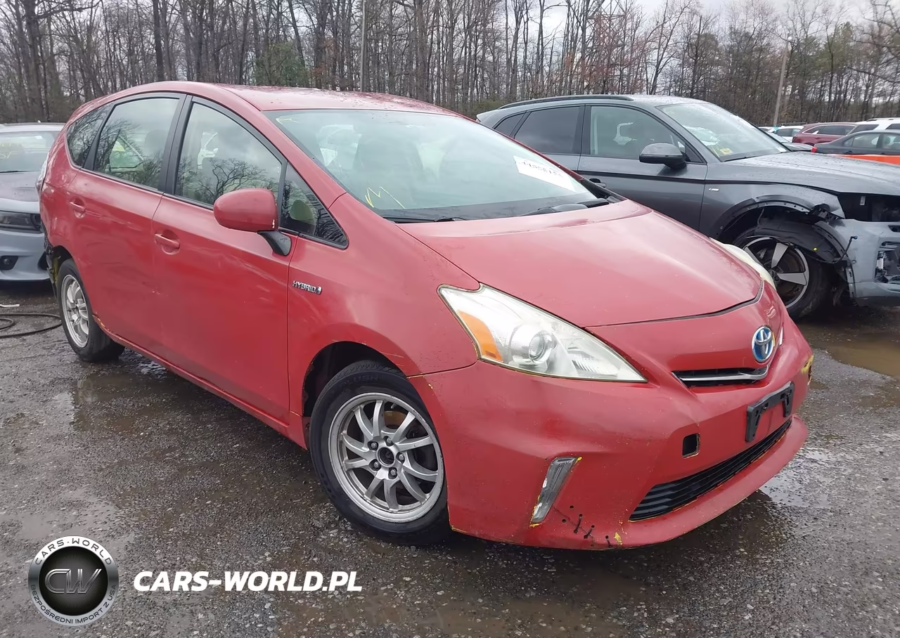 2013 Toyota Prius V Three