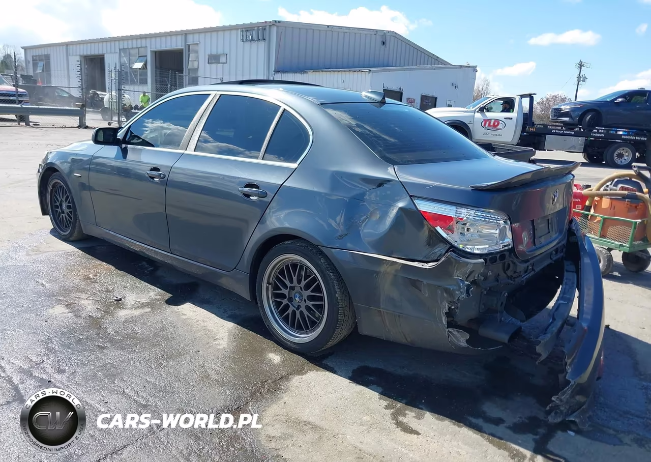 2009 BMW 528I VIN:WBANU53589C118725 - 3