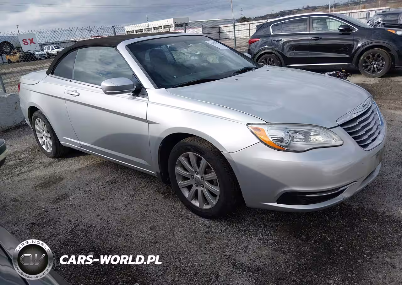 2012 Chrysler 200 Touring