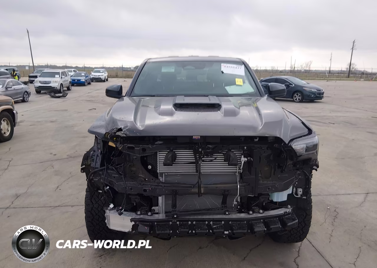 2025 Toyota Tacoma Trd Sport VIN:3TMLB5JN6SM199151 - 12