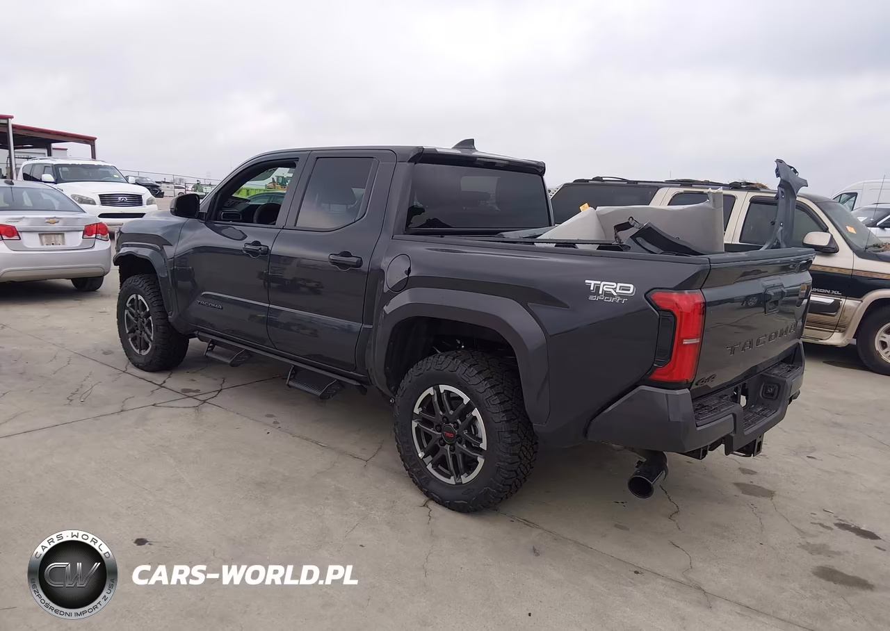 2025 Toyota Tacoma Trd Sport VIN:3TMLB5JN6SM199151 - 3