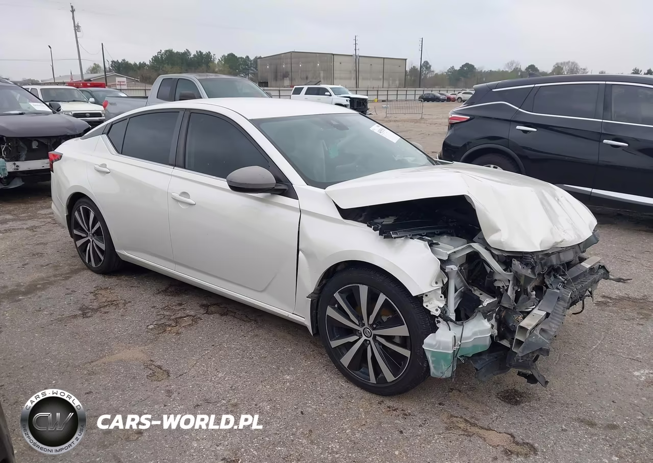 2020 Nissan Altima Sr Fwd – zdjęcie 1 z 17