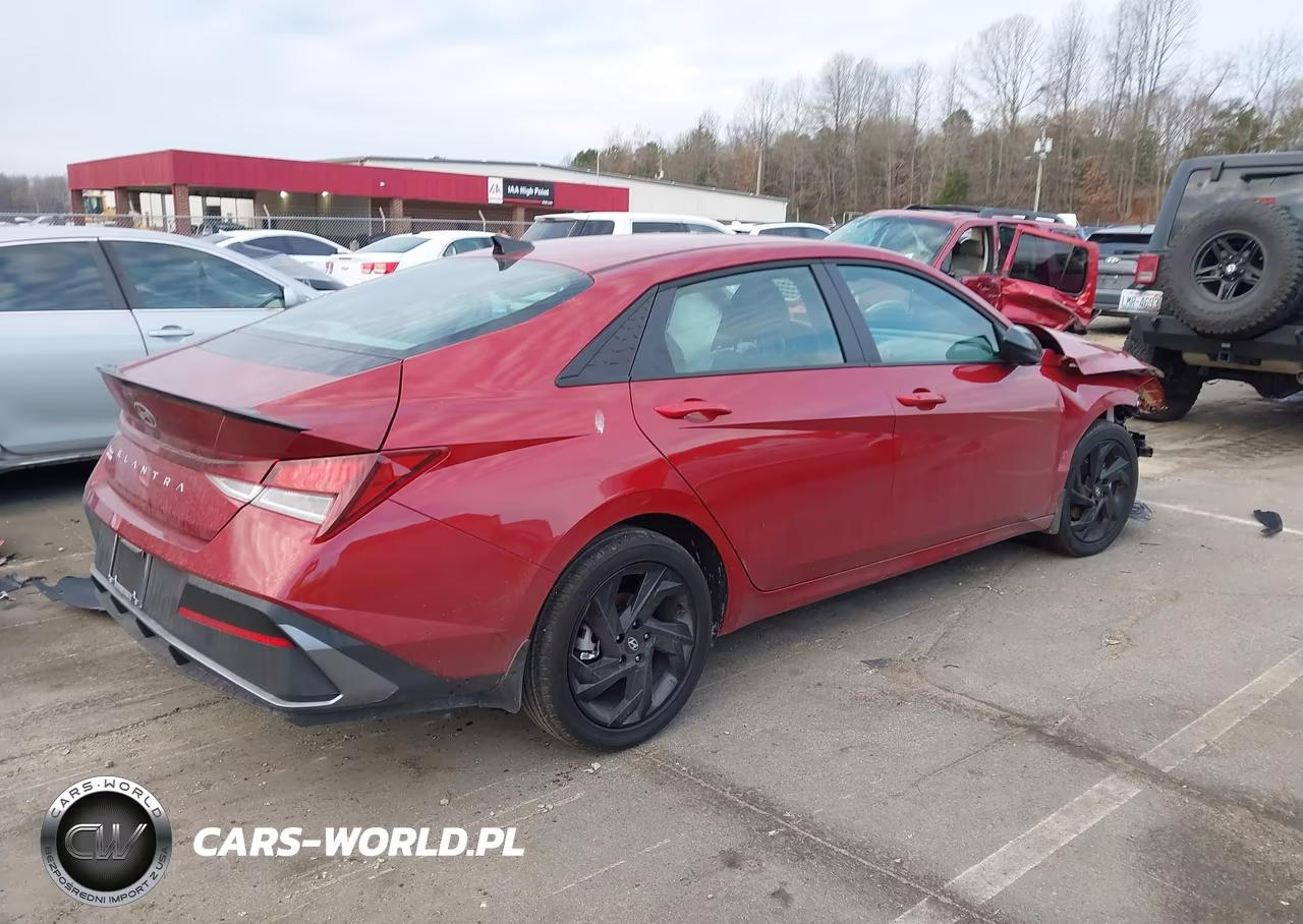 2026 Hyundai Elantra Sel Sport VIN:KMHLM4DG1TU103730 - 4