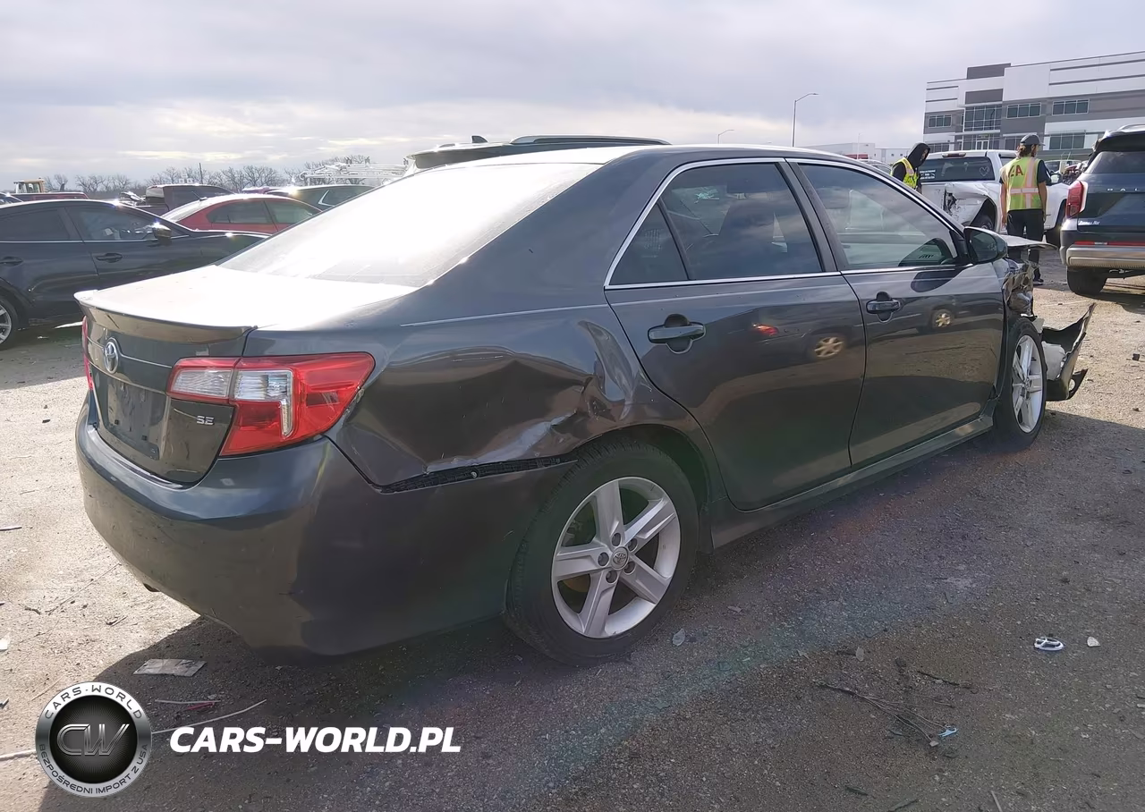 2013 Toyota Camry Se VIN:4T1BF1FK9DU277293 - 4