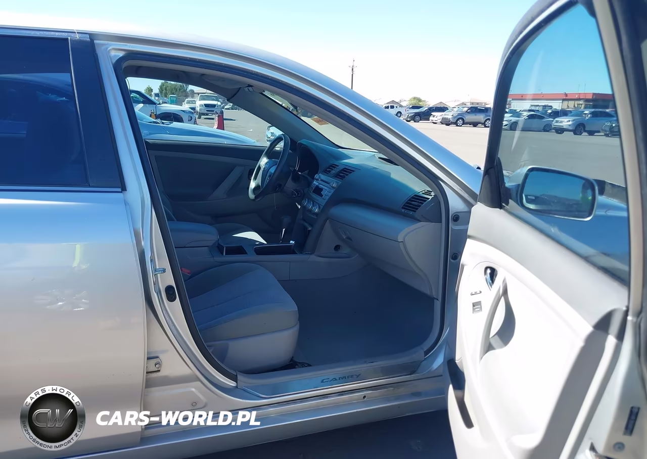 2010 Toyota Camry Le VIN:4T4BF3EKXAR014860 - 5