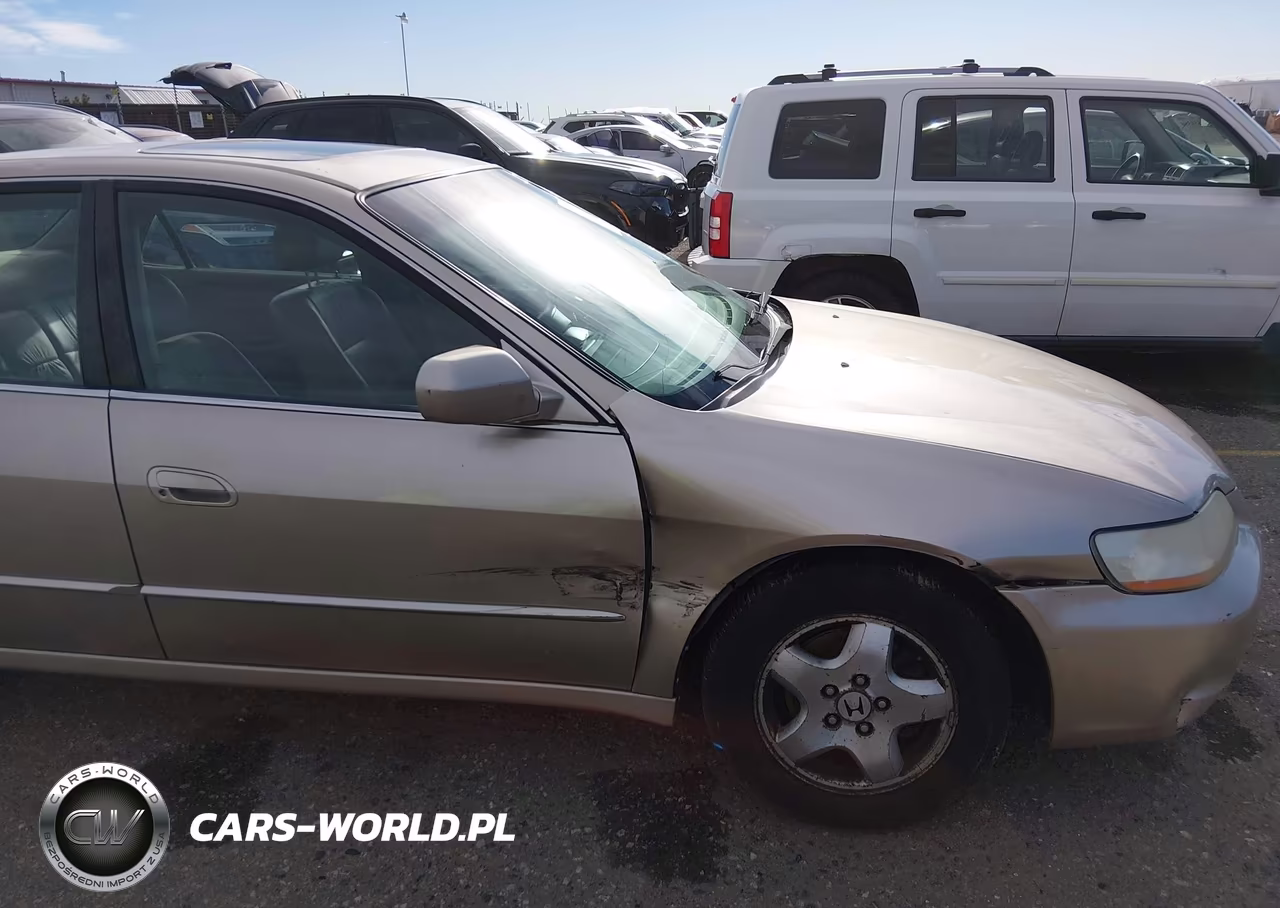 2000 Honda Accord 3.0 Ex VIN:1HGCG1651YA071636 - 12