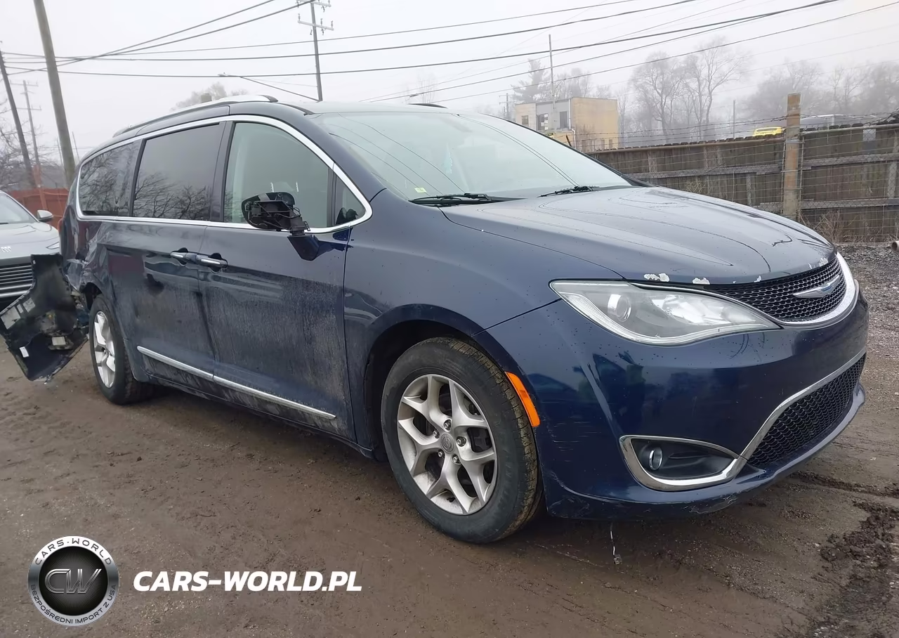 2018 Chrysler Pacifica Touring L Plus