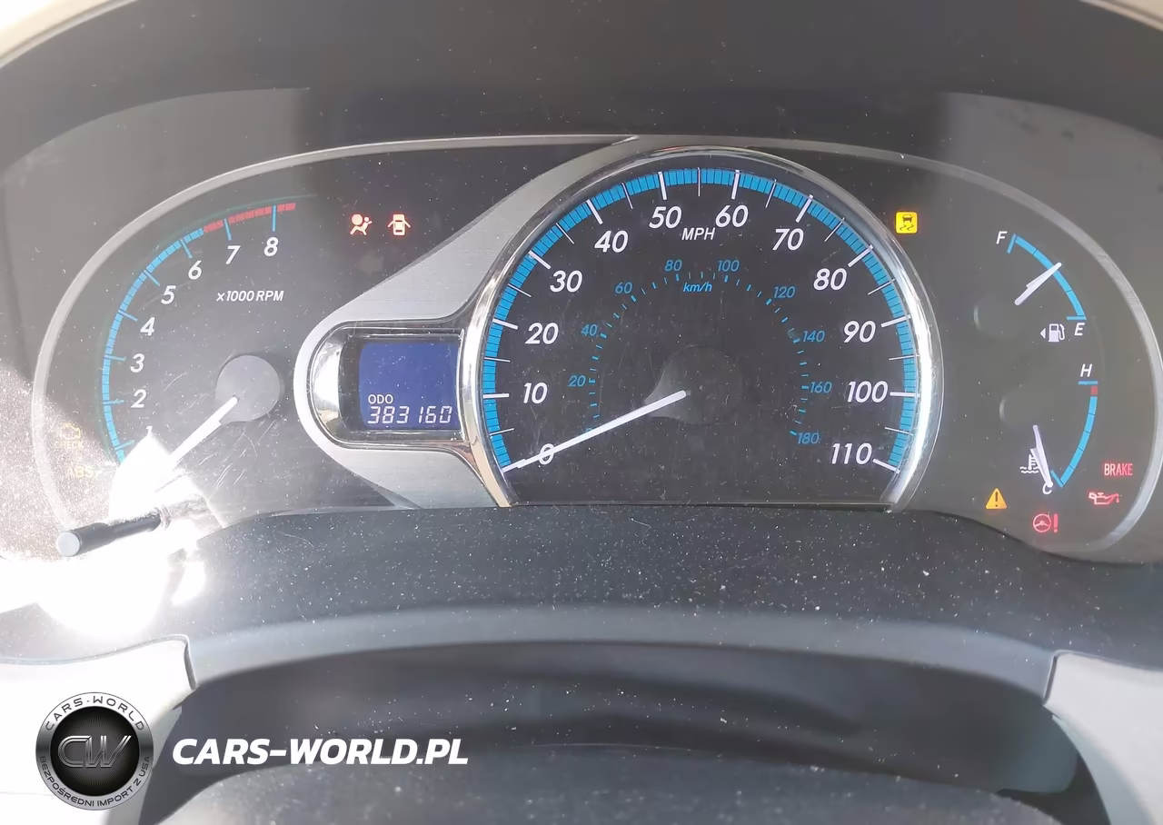 2011 Toyota Sienna Limited V6 VIN:5TDYK3DC5BS034339 - 7