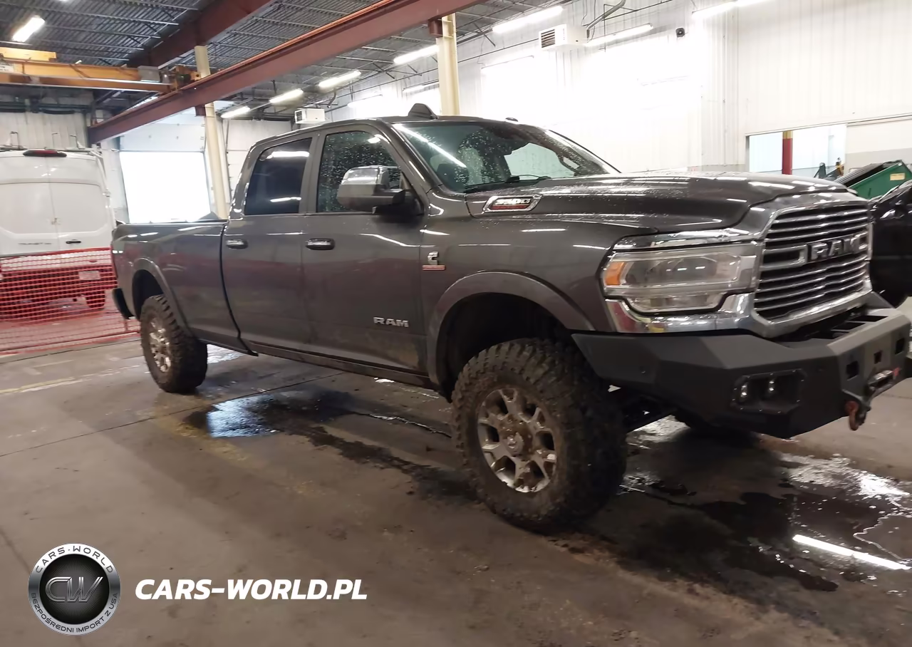 2022 Ram 3500 Laramie 4X4 8' Box