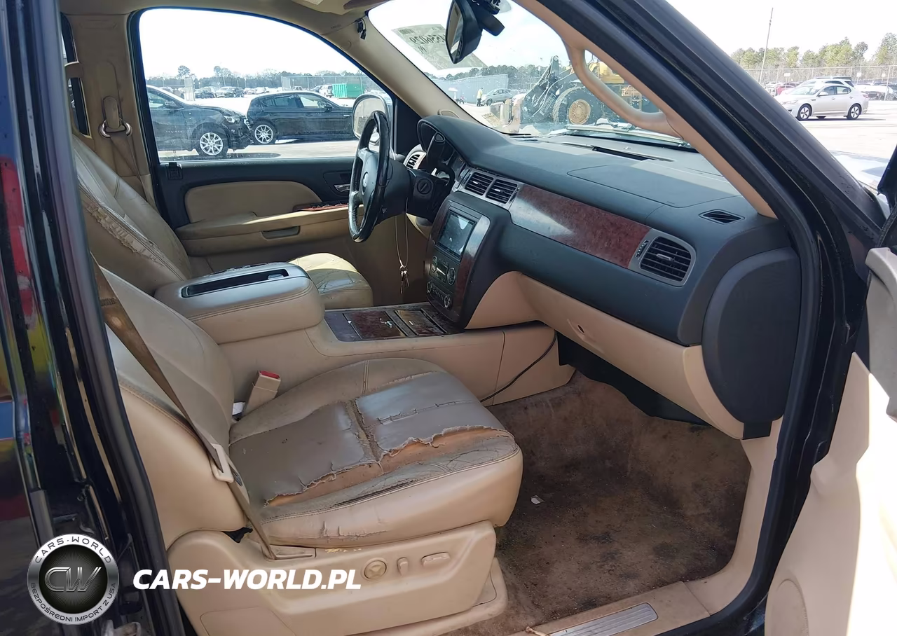 2008 Chevrolet Tahoe Ltz VIN:1GNFC130X8R171923 - 5