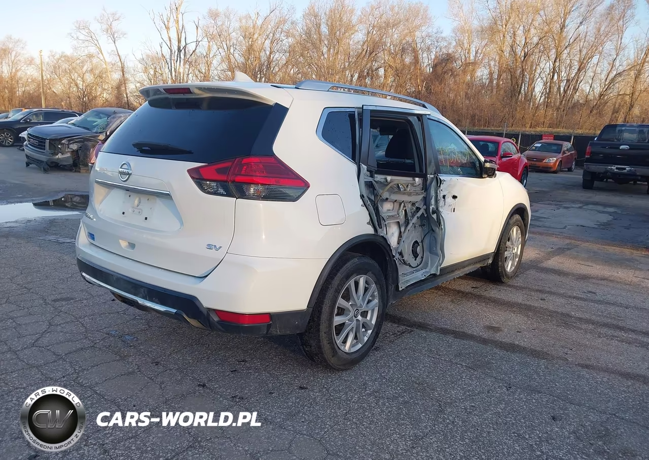 2017 Nissan Rogue Sv VIN:KNMAT2MT0HP519161 - 4