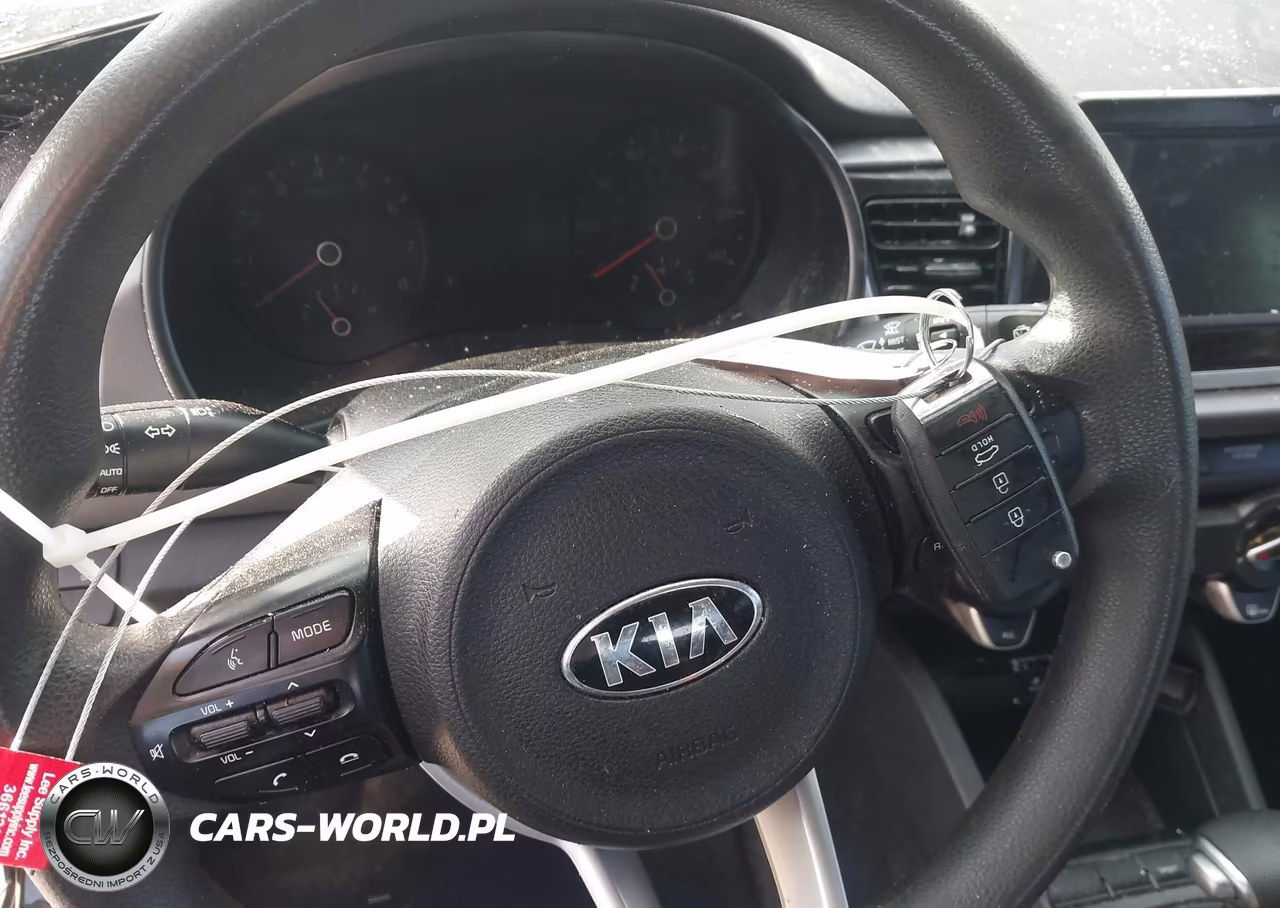 2020 Kia Rio 5-Door S VIN:3KPA25AD4LE337585 - 11