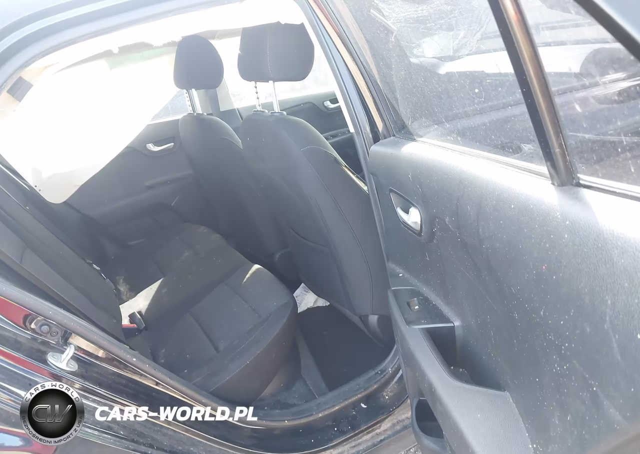 2020 Kia Rio 5-Door S VIN:3KPA25AD4LE337585 - 8